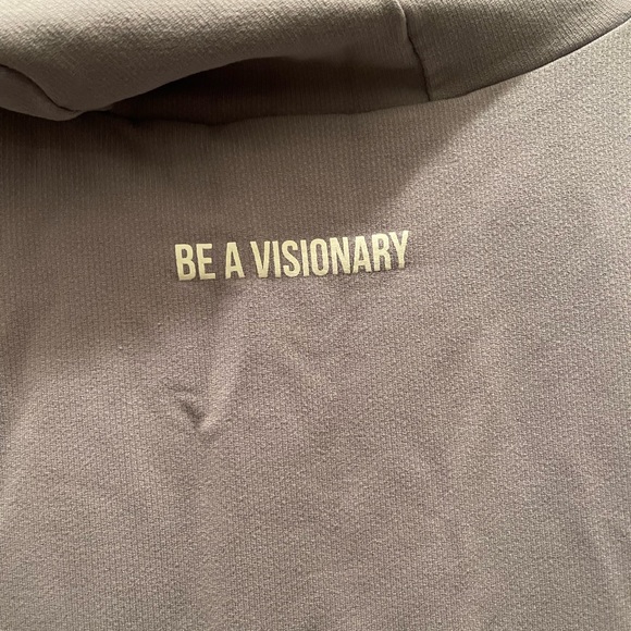 GymShark Cropped Hoodie - Picture 3 of 7